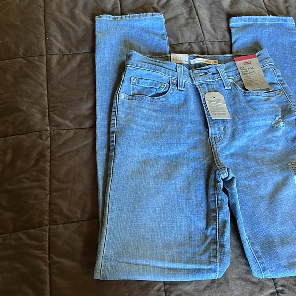 Levi’s 724 Distressed High Rise Slim Straight Jeans - Picture 2 of 16